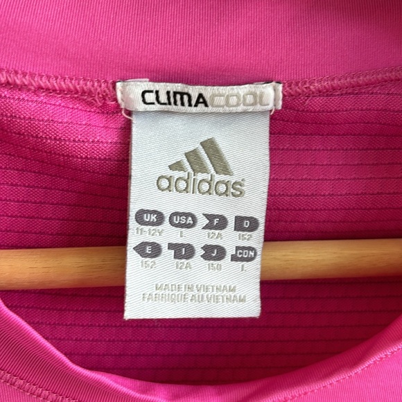 Adidas 11-12y dry fit tee - Picture 2 of 7